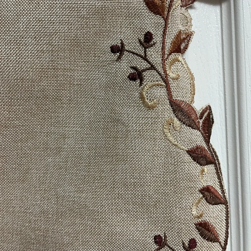 Fall Table Runner - Picture 2 of 2